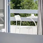 Iris Hotel Naoussa