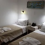 Hotel Iris