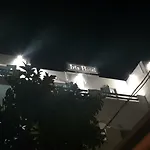 Iris Hotel Naoussa