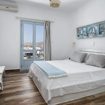 Iris Hotel