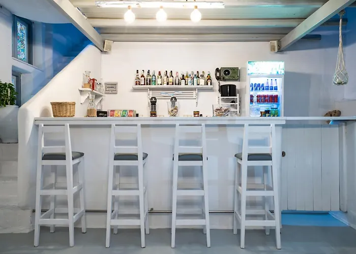 Hotel Iris Naousa (Paros)