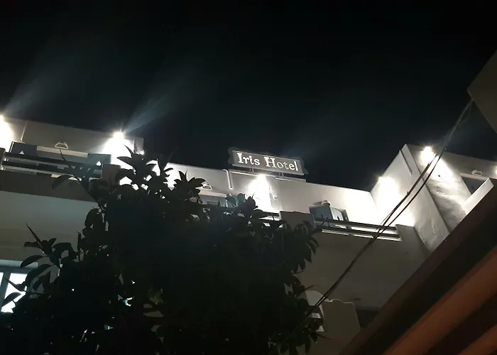 Iris Hotel Naousa (Paros)